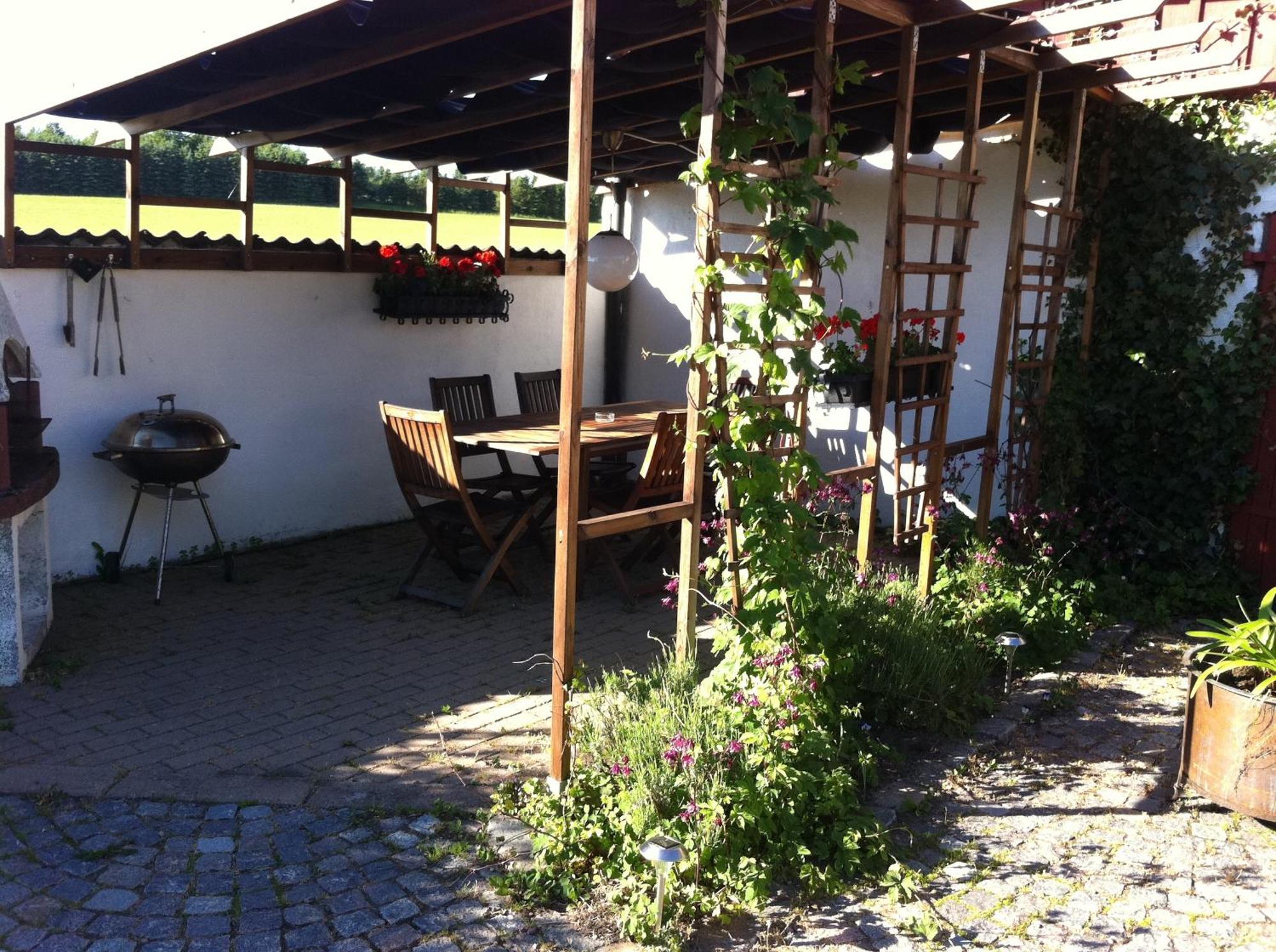Mattisgarden Bed & Breakfast Östra Ljungby Kültér fotó
