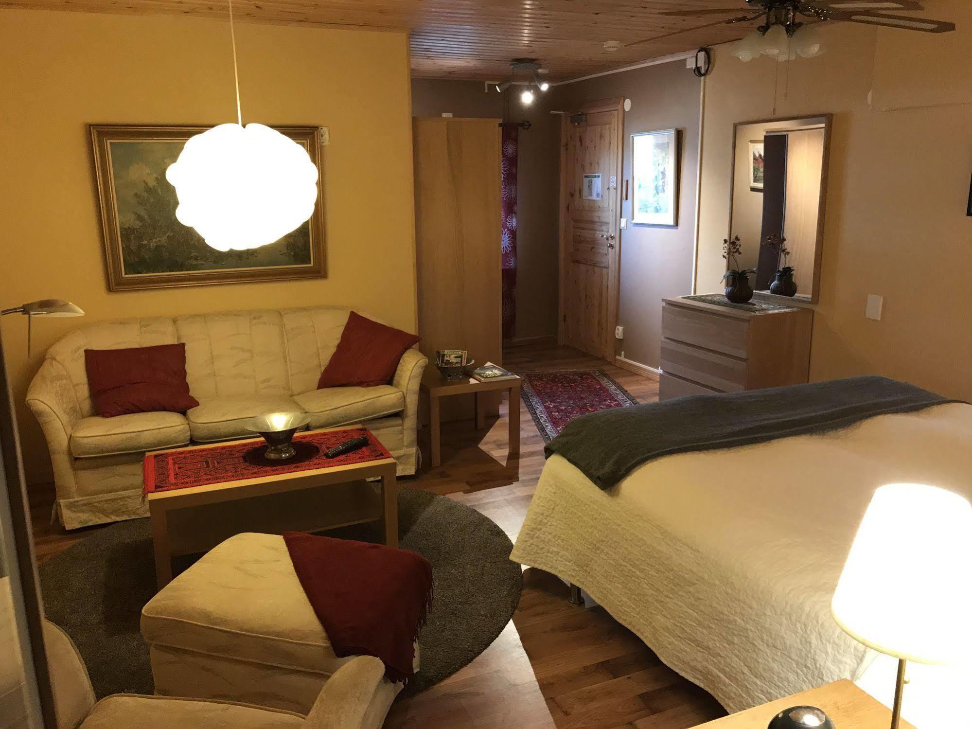 Mattisgarden Bed & Breakfast Östra Ljungby Kültér fotó